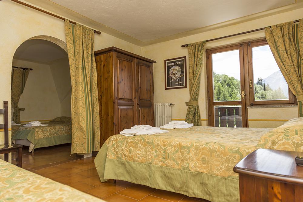 Oulx Hotel La Fontaine מראה חיצוני תמונה