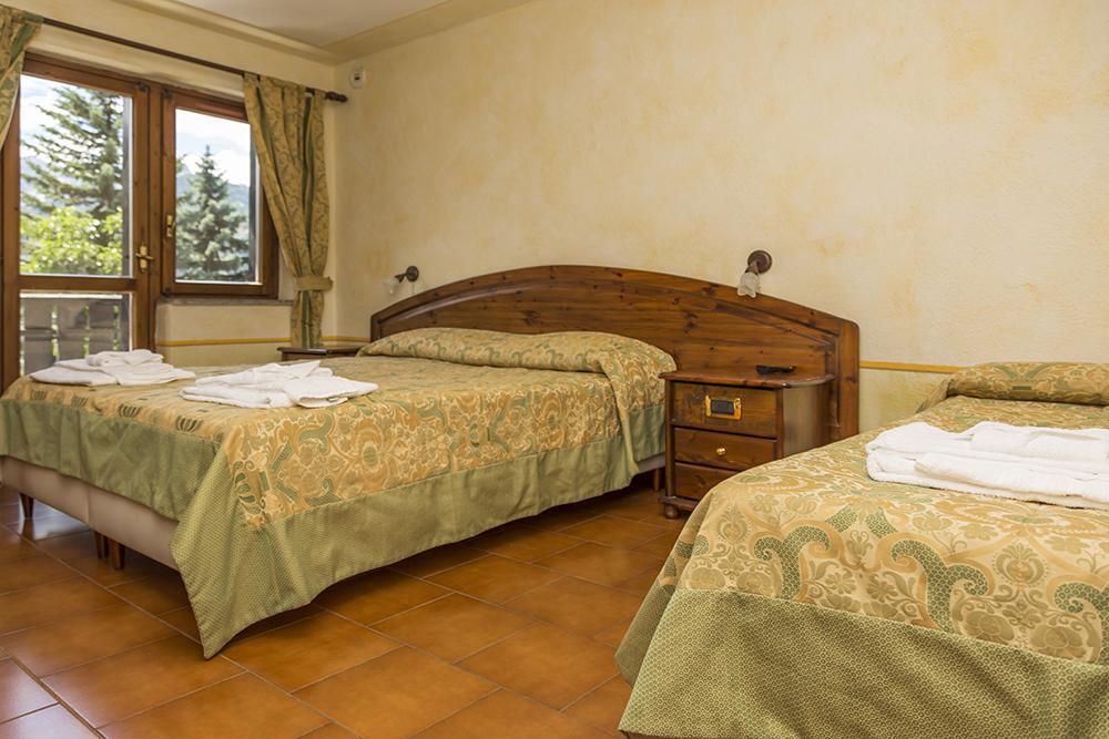 Oulx Hotel La Fontaine מראה חיצוני תמונה